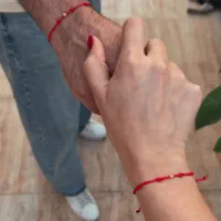 دستبند رد استرینگ دستبند هفت گره