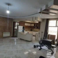 ۱۳۵ متر ، موقعیت اداری