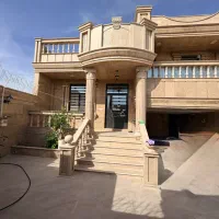 فروش-ویلایی-درب-حیاط
