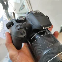دوربین عکاسی Canon 750D