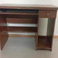 میز التحریر کار کرده ولی قابل استفاده