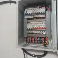 طراحی و ساخت تابلو برق صنعتی