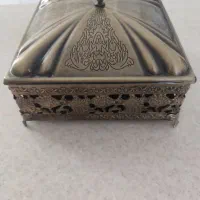 شکلات خوری دیوار