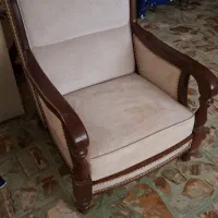 مبل راحتی ۵نفره با میز ویک عسلی چوب مرغوب