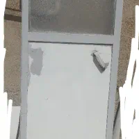 درب فلزی