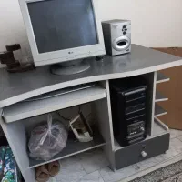 میز کامپیوتر