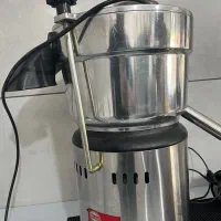 اب میوه گیر هلال و ای تک