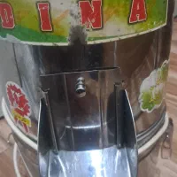 یک عدد سبزی خردکن