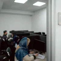 جذب نیروی خانم