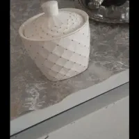 شش عدد قندان