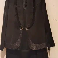 کت دامن با تاب ساتن مشکی کار شده و مجلسی