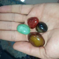 عقیق|جواهرات|قم, قلعه کامکار|دیوار