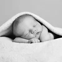 اهدای تخمک و رحم جایگزین