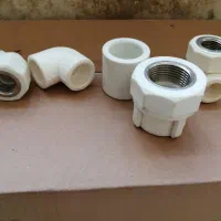لوله و اتصالات سفید