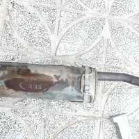 منبع بلوچی و جلو پنجره‌ 2000