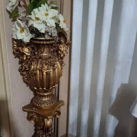گل و گلدان