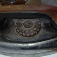 اتوسنگین قدیمی