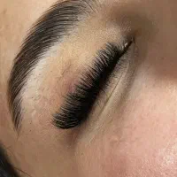 آموزش و خدمات مژه
