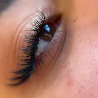 مدل اکستنشن مژه فقط ۲۰۰