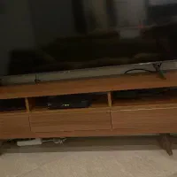 میز تلویزیون شیک در حد نو