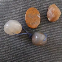 سنگ و مهره قدیمی .به شرط