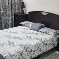 تخت خواب دونفره چوبی