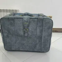 یک عدد کیف بزرگ برای نگهداری وسایل و لباسها