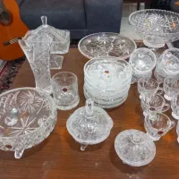 سرویس ۴۰ پارچه پذیرایی کریستالjcc نو