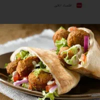 آشپز فلافل زن