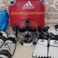 ست تمامی وسایل ورزش رزمی تکواندو