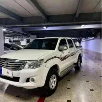 هایلوکس دو کابین بلند دنده ای ۲۰۱۴ بنزینی