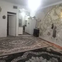 خونه ای ویلایی در شهرک انقلاب