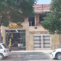 ویلایی دو طبقه شهرک مطهری با مغازه فعال