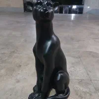 مجسمه گربه.کاملا نو هست وتمیز