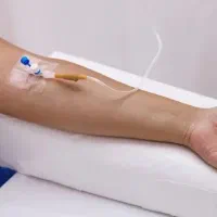 تزریقات در منزل ویتامین و سرم تراپی و پانسمان زخم