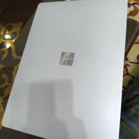 لپ‌تاپ Microsoft Surface Laptop 2