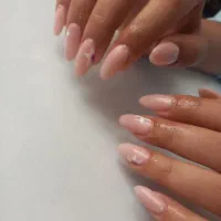 کاشت ناخن فقط450