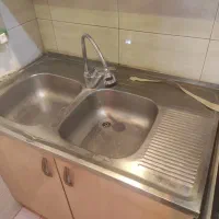سینک ظرفشویی سالم و تمیز استیل