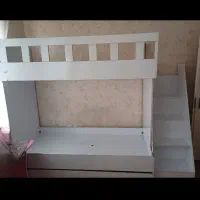 تخت دوطبقه نوجوانی