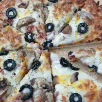 همکار خانم یا اقا جهت کار در فست فود