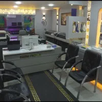 استخدام همکار خانم