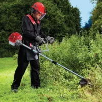 خدمات چمن زنی باغ وزمین شالیزار
