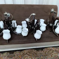 دو عدد لوستر پنج شاخه و یک  لوستر سه شاخه طرح چوب