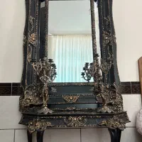 آینه و کنسول