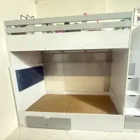تخت دو طبقه
