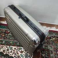 چمدان مسافرتی