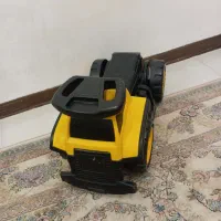 کامیون اسباب‌بازی