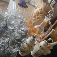 تعدای ظروف شیشه ایی