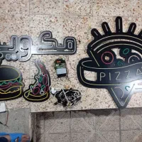 نئون ساندویچی