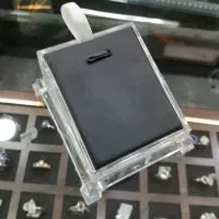 استند گردنبند و مدال